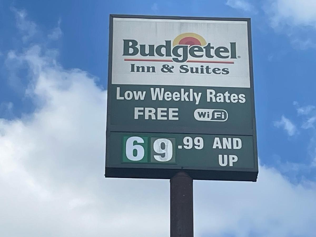 Budgetel Inn And Suites - لويفيل المظهر الخارجي الصورة